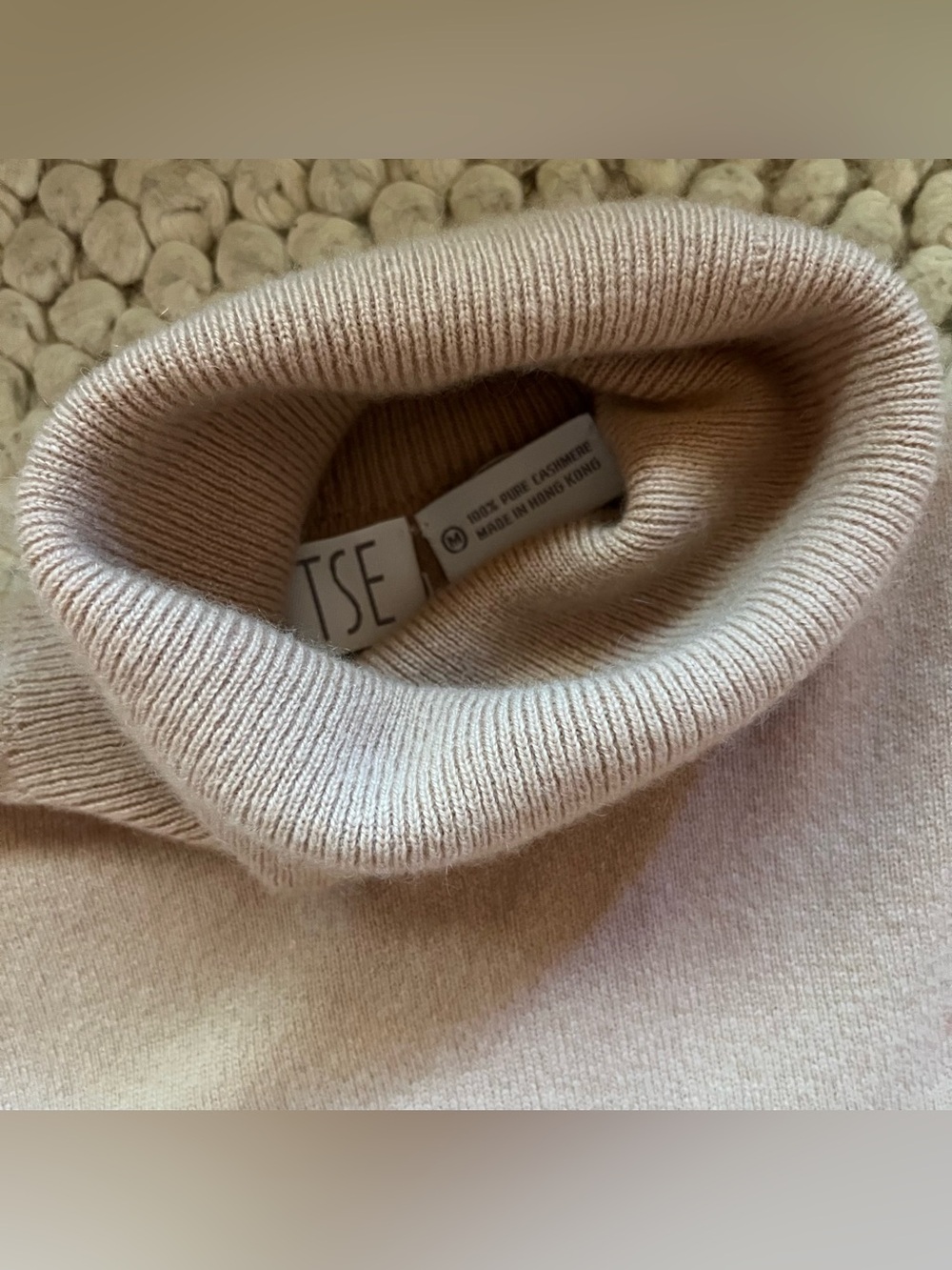 VINTAGE TSE Cashmere Women’s Turtleneck Sweater in Dusty Rose - Picture 3 of 4